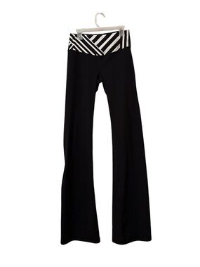 Victoria Secret Supermodel Flare Black Yoga Striped Waist Athletic Pants